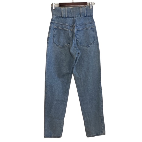 Vintage Jeans Womens 26 x 31 High Pinch Waist Straight Taper 90s 80s Light Blue - Picture 2 of 11